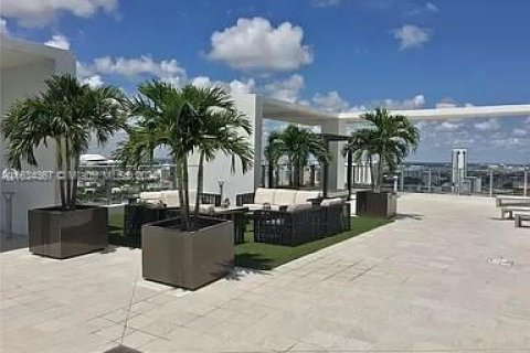 Condominio en venta en Miami, Florida, 3 dormitorios, 152.17 m2 № 1294876 - foto 11