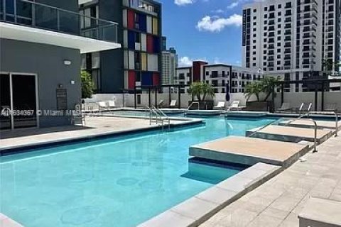 Condominio en venta en Miami, Florida, 3 dormitorios, 152.17 m2 № 1294876 - foto 12