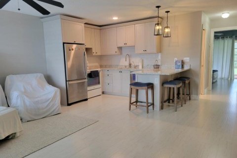 Condominio en venta en Stuart, Florida, 1 dormitorio, 64.66 m2 № 1092839 - foto 18
