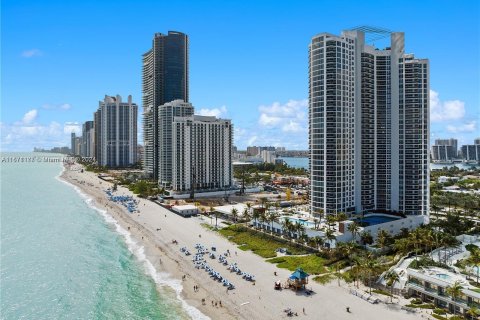 Copropriété à vendre à Sunny Isles Beach, Floride: 4 chambres, 366.5 m2 № 1153380 - photo 13