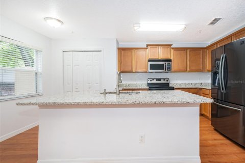 Touwnhouse à vendre à Altamonte Springs, Floride: 3 chambres, 177.81 m2 № 1361569 - photo 11