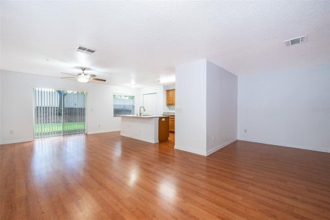 Touwnhouse à vendre à Altamonte Springs, Floride: 3 chambres, 177.81 m2 № 1361569 - photo 7