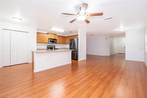 Adosado en venta en Altamonte Springs, Florida, 3 dormitorios, 177.81 m2 № 1361569 - foto 9