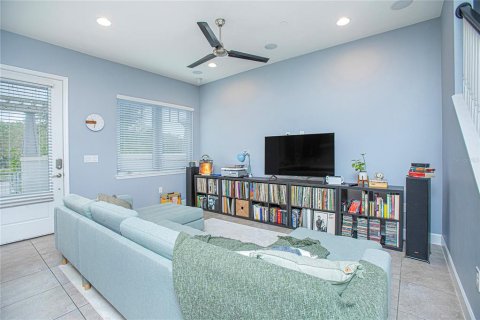 Adosado en venta en Orlando, Florida, 3 dormitorios, 164.99 m2 № 1361640 - foto 10