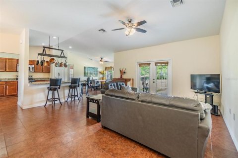 Casa en venta en Lutz, Florida, 3 dormitorios, 179.3 m2 № 1361607 - foto 4