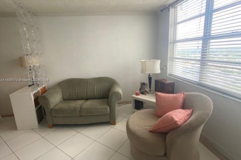 Copropriété à vendre à Aventura, Floride: 52.3 m2 № 1304913 - photo 15