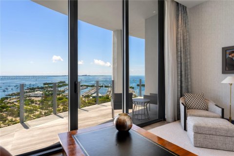 Condominio en venta en Miami, Florida, 4 dormitorios, 444.63 m2 № 1404302 - foto 22