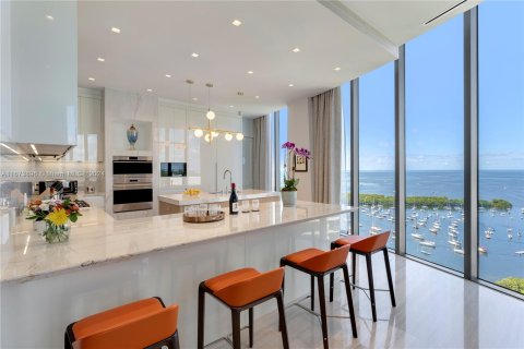 Condominio en venta en Miami, Florida, 4 dormitorios, 444.63 m2 № 1404302 - foto 4