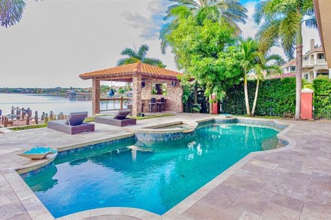 Villa ou maison à vendre à Orlando, Floride: 5 chambres, 547.94 m2 № 889073 - photo 3