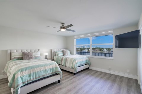 Condo in Fort Lauderdale, Florida, 2 bedrooms  № 1168696 - photo 30