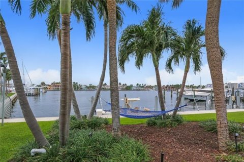 Copropriété à vendre à Fort Lauderdale, Floride: 2 chambres, 133.31 m2 № 1168696 - photo 13