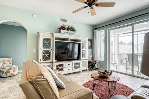Condominio en venta en Port Charlotte, Florida, 3 dormitorios, 170.1 m2 № 799089 - foto 15