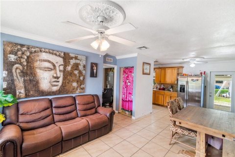 Casa en venta en Miami Gardens, Florida, 3 dormitorios, 120.77 m2 № 1305724 - foto 15