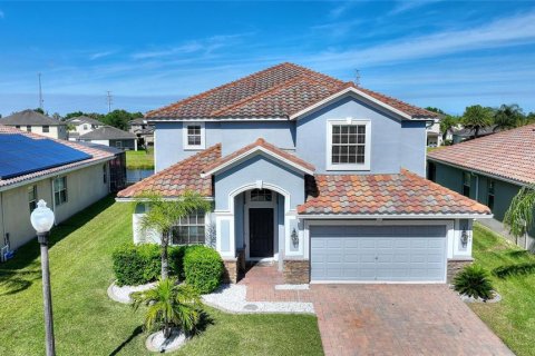 House in Davenport, Florida 5 bedrooms, 307.88 sq.m. № 1131724 - photo 2