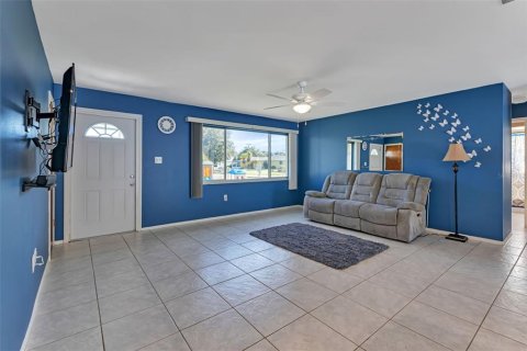 Casa en venta en Port Charlotte, Florida, 3 dormitorios, 130.71 m2 № 1346895 - foto 19