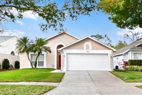 Villa ou maison à louer à Orlando, Floride: 3 chambres, 126.63 m2 № 1346864 - photo 2