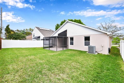 Villa ou maison à louer à Orlando, Floride: 3 chambres, 126.63 m2 № 1346864 - photo 4