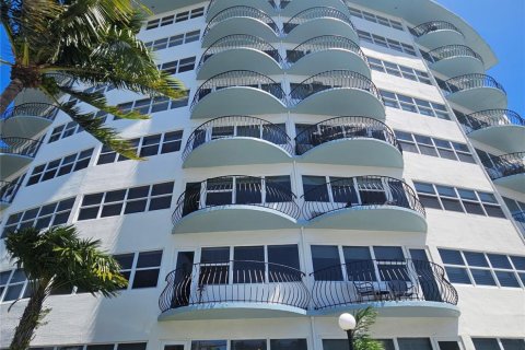 Condominio en venta en Fort Lauderdale, Florida, 2 dormitorios, 70.61 m2 № 1147047 - foto 18