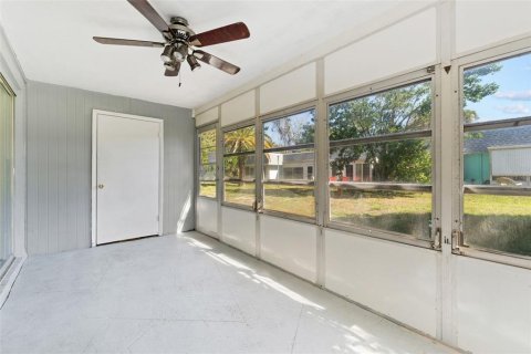 Condo in New Port Richey, Florida, 2 bedrooms  № 1442949 - photo 28