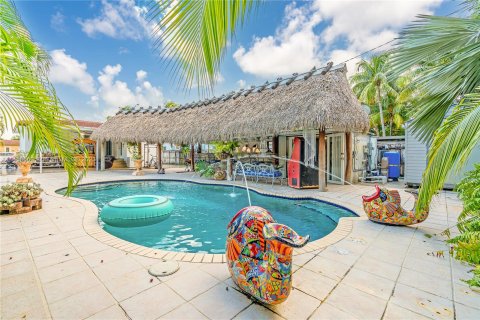 Villa ou maison à vendre à Hialeah, Floride: 3 chambres, 130.99 m2 № 736176 - photo 8
