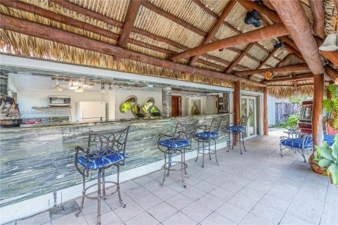 Villa ou maison à vendre à Hialeah, Floride: 3 chambres, 130.99 m2 № 736176 - photo 5