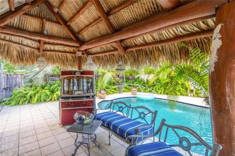 Villa ou maison à vendre à Hialeah, Floride: 3 chambres, 130.99 m2 № 736176 - photo 11
