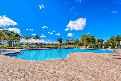 Casa en venta en Hollywood, Florida, 3 dormitorios, 174.75 m2 № 1355272 - foto 16