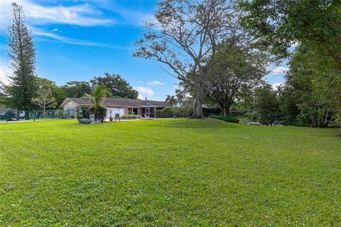 Villa ou maison à vendre à Cooper City, Floride: 3 chambres, 236.16 m2 № 962392 - photo 2