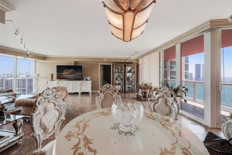 Condominio en venta en Aventura, Florida, 2 dormitorios, 173.73 m2 № 1094959 - foto 23