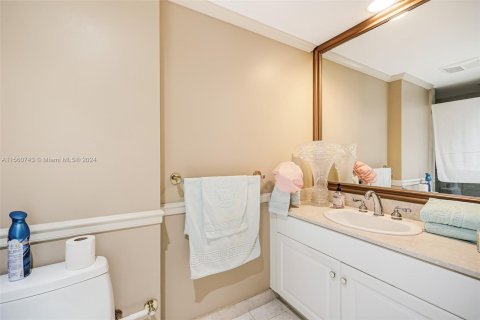 Copropriété à vendre à Aventura, Floride: 2 chambres, 173.73 m2 № 1094959 - photo 22