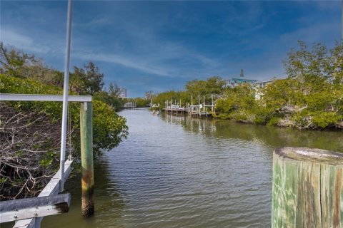 Touwnhouse à vendre à Sarasota, Floride: 3 chambres, 244.8 m2 № 1357900 - photo 8