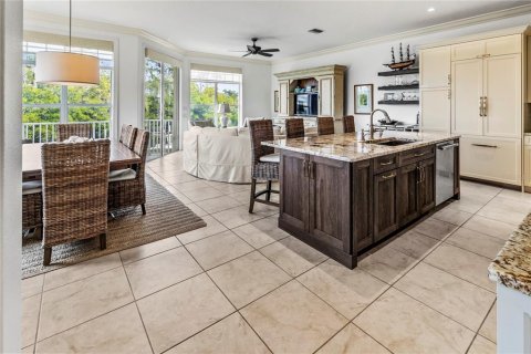 Touwnhouse à vendre à Sarasota, Floride: 3 chambres, 244.8 m2 № 1357900 - photo 12