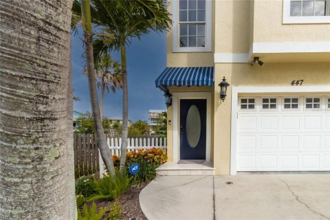 Touwnhouse à vendre à Sarasota, Floride: 3 chambres, 244.8 m2 № 1357900 - photo 4