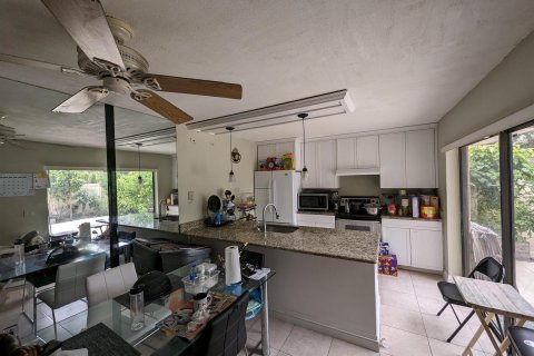 Adosado en venta en West Palm Beach, Florida, 2 dormitorios, 114.83 m2 № 1172491 - foto 13