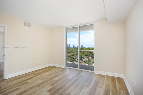 Condo in Miami, Florida, 1 bedroom  № 1394938 - photo 10