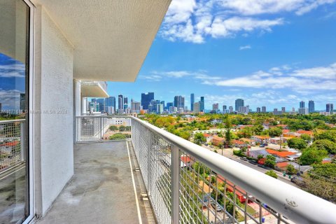 Condominio en venta en Miami, Florida, 1 dormitorio, 65.96 m2 № 1394938 - foto 14