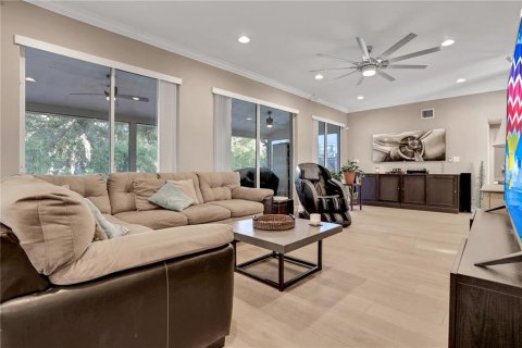 Casa en venta en Orlando, Florida, 5 dormitorios, 380.34 m2 № 916164 - foto 12