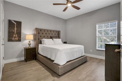Casa en venta en Orlando, Florida, 5 dormitorios, 380.34 m2 № 916164 - foto 10