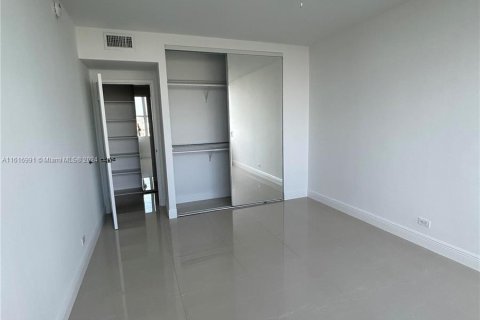 Copropriété à vendre à Miami Beach, Floride: 2 chambres, 102.19 m2 № 1238484 - photo 7