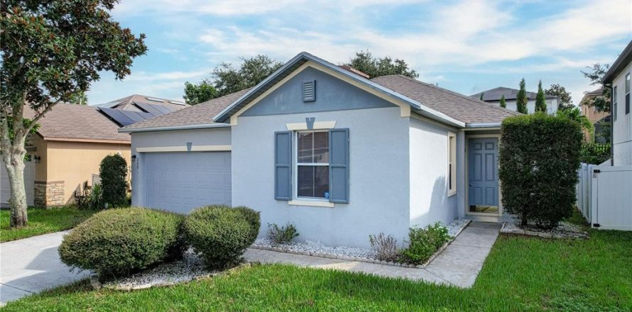 House in Davenport, Florida 3 bedrooms, 140.93 sq.m. № 1404889