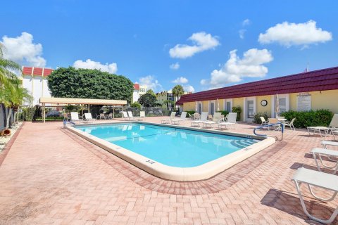 Copropriété à vendre à Boca Raton, Floride: 2 chambres, 130.06 m2 № 1217704 - photo 8