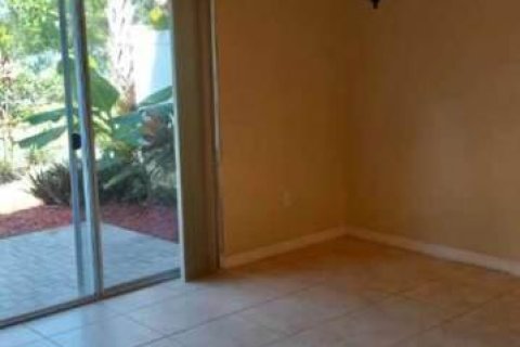 Townhouse in Stuart, Florida 3 bedrooms, 162.86 sq.m. № 1228863 - photo 13