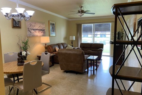 Condo in Tamarac, Florida, 2 bedrooms  № 1224886 - photo 18