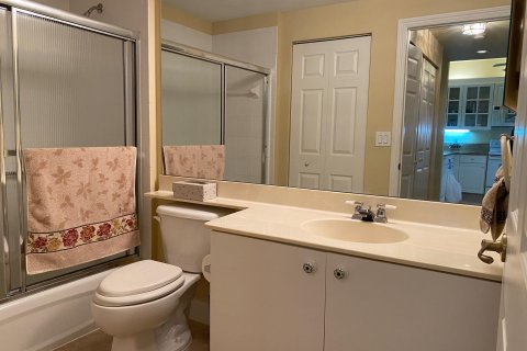 Condo in Tamarac, Florida, 2 bedrooms  № 1224886 - photo 7