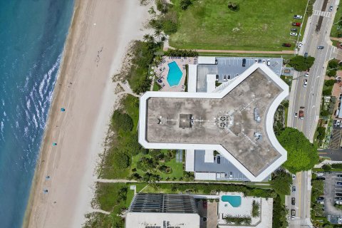 Copropriété à vendre à Pompano Beach, Floride: 2 chambres, 138.15 m2 № 1005411 - photo 10