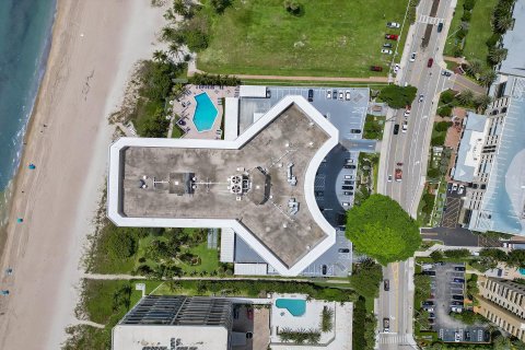 Copropriété à vendre à Pompano Beach, Floride: 2 chambres, 138.15 m2 № 1005411 - photo 12