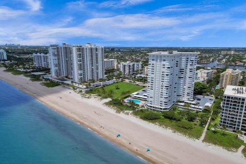 Condo in Pompano Beach, Florida, 2 bedrooms  № 1005411 - photo 14