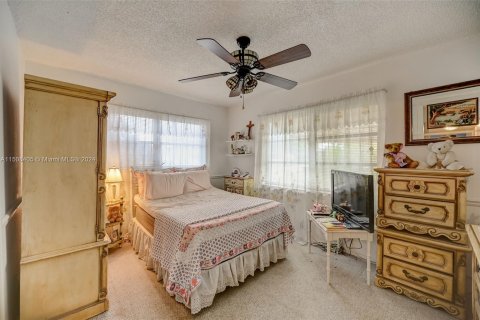 Villa ou maison à vendre à Fort Lauderdale, Floride: 4 chambres, 178.56 m2 № 929289 - photo 6