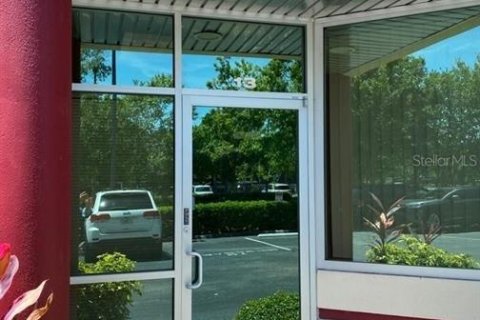 Immobilier commercial à louer à Orlando, Floride: 50.17 m2 № 1268089 - photo 5