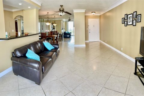 Condo in Fort Lauderdale, Florida, 1 bedroom  № 962340 - photo 18